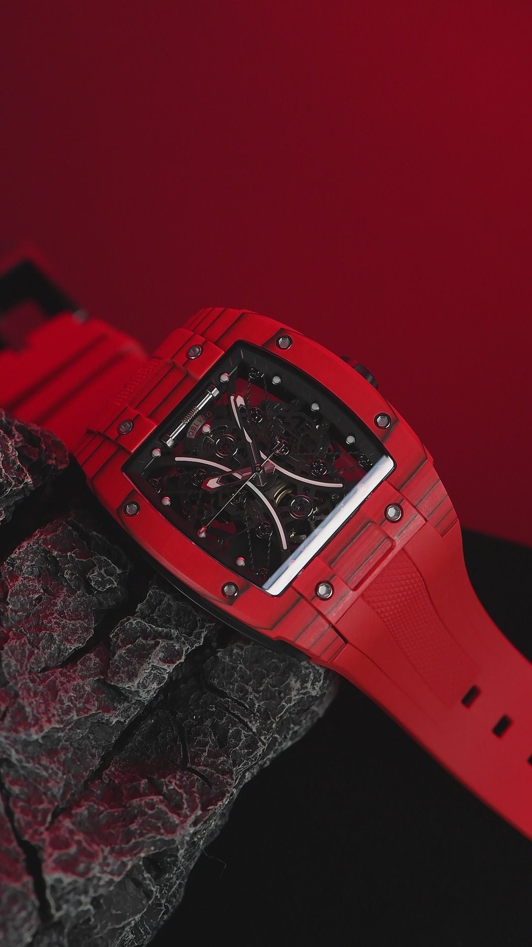 OBLVLO French Brand Men Automatic Mechanical Watch Fashion Skeleton Luminous Wine Barrel Carbon Fiber Case Rubber Strap EM-S