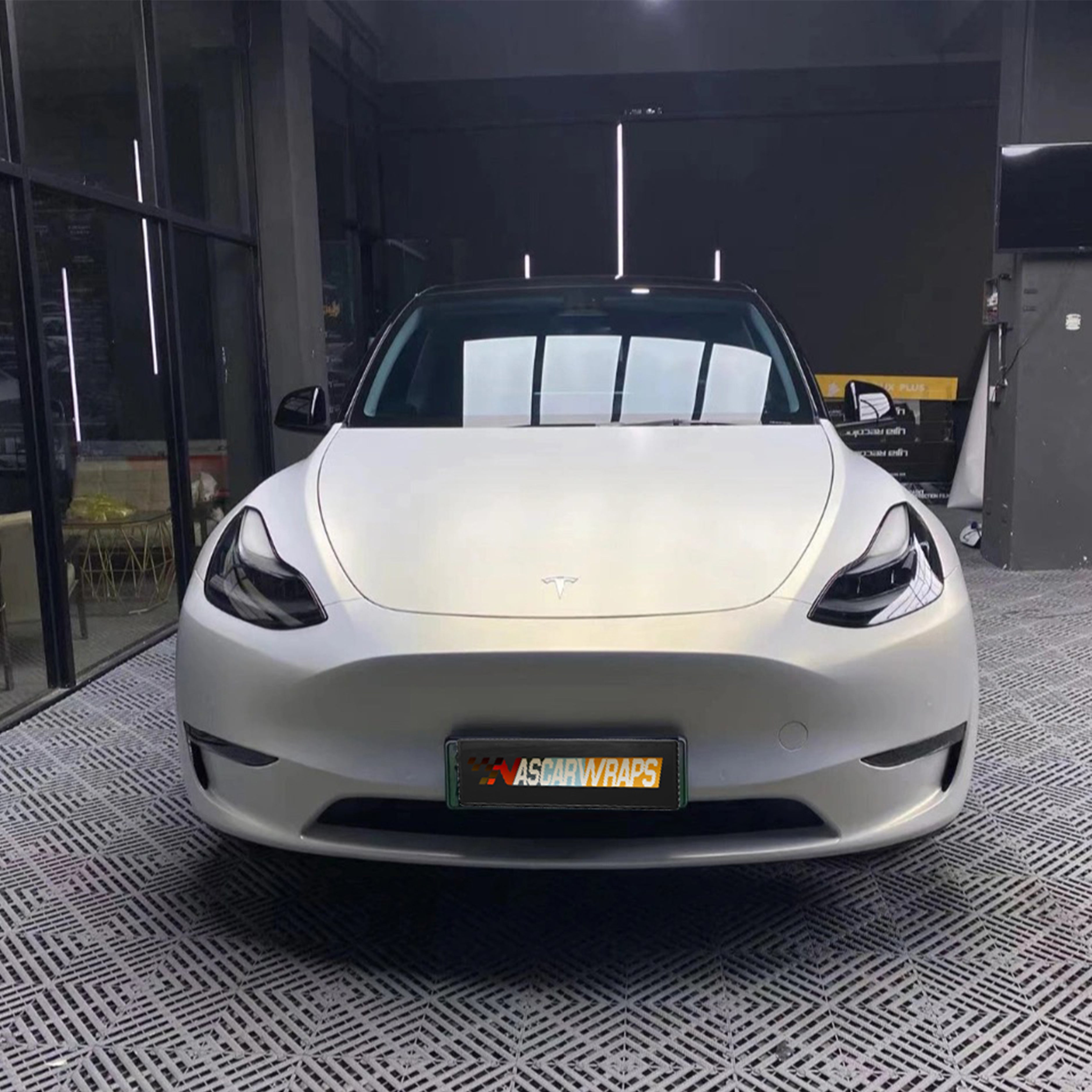 Tesla Model Y Wrap Matte Pearl White To Gold Vehicle Wrap 202305