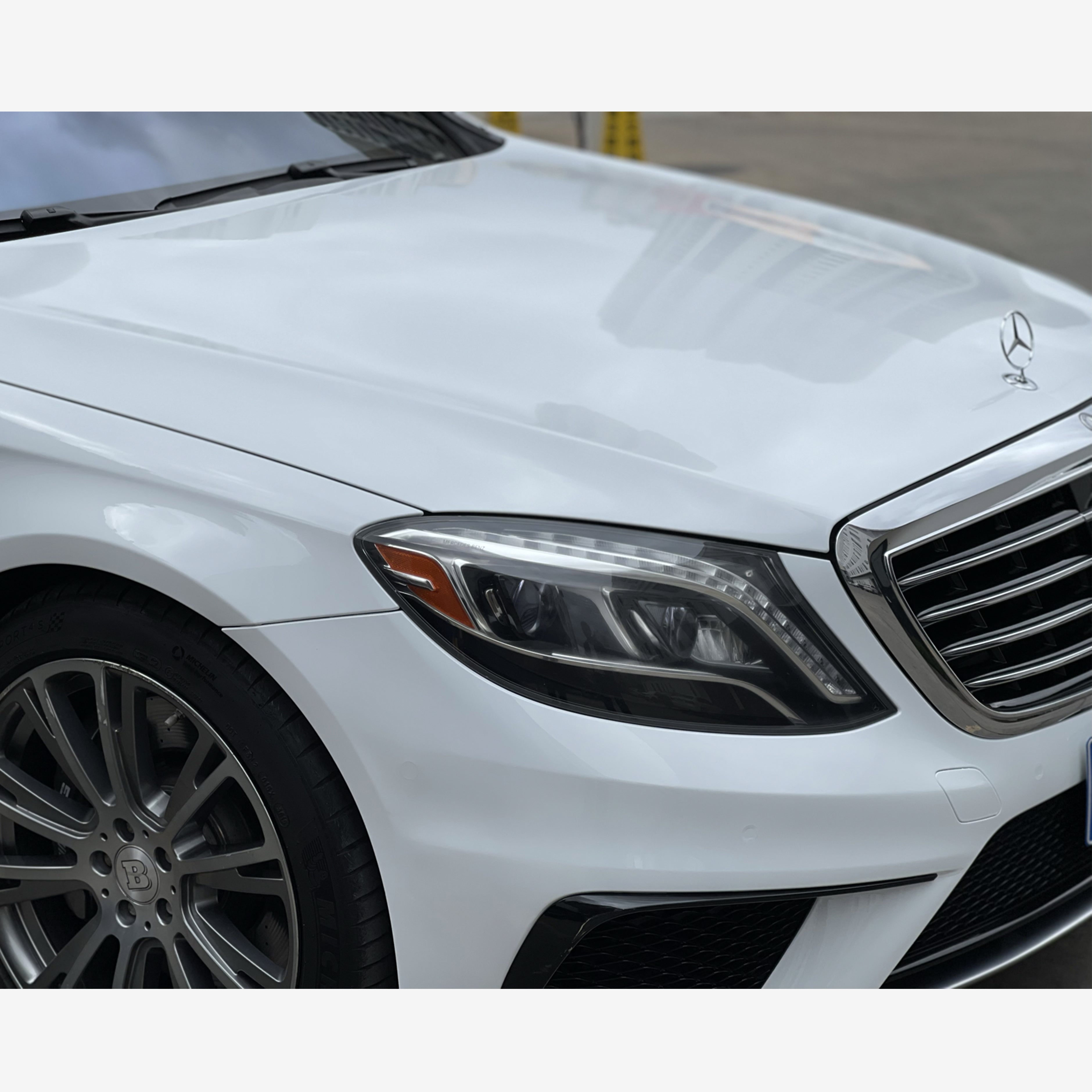 Gloss White Metallic Vinyl Mercedes Benz E300 Wrap 04