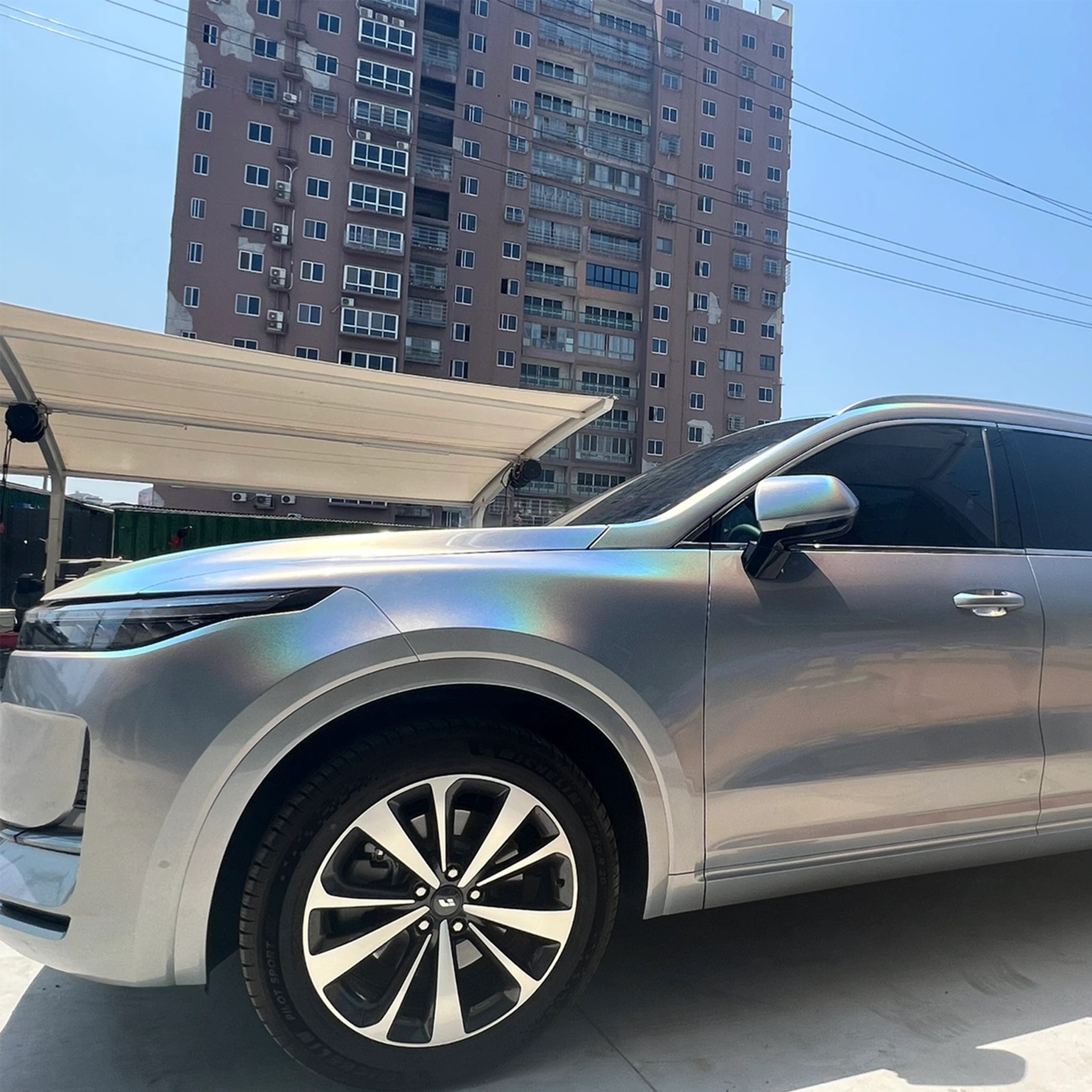 Gloss Rainbow Metallic Silver vinyl Wrap 2023 02