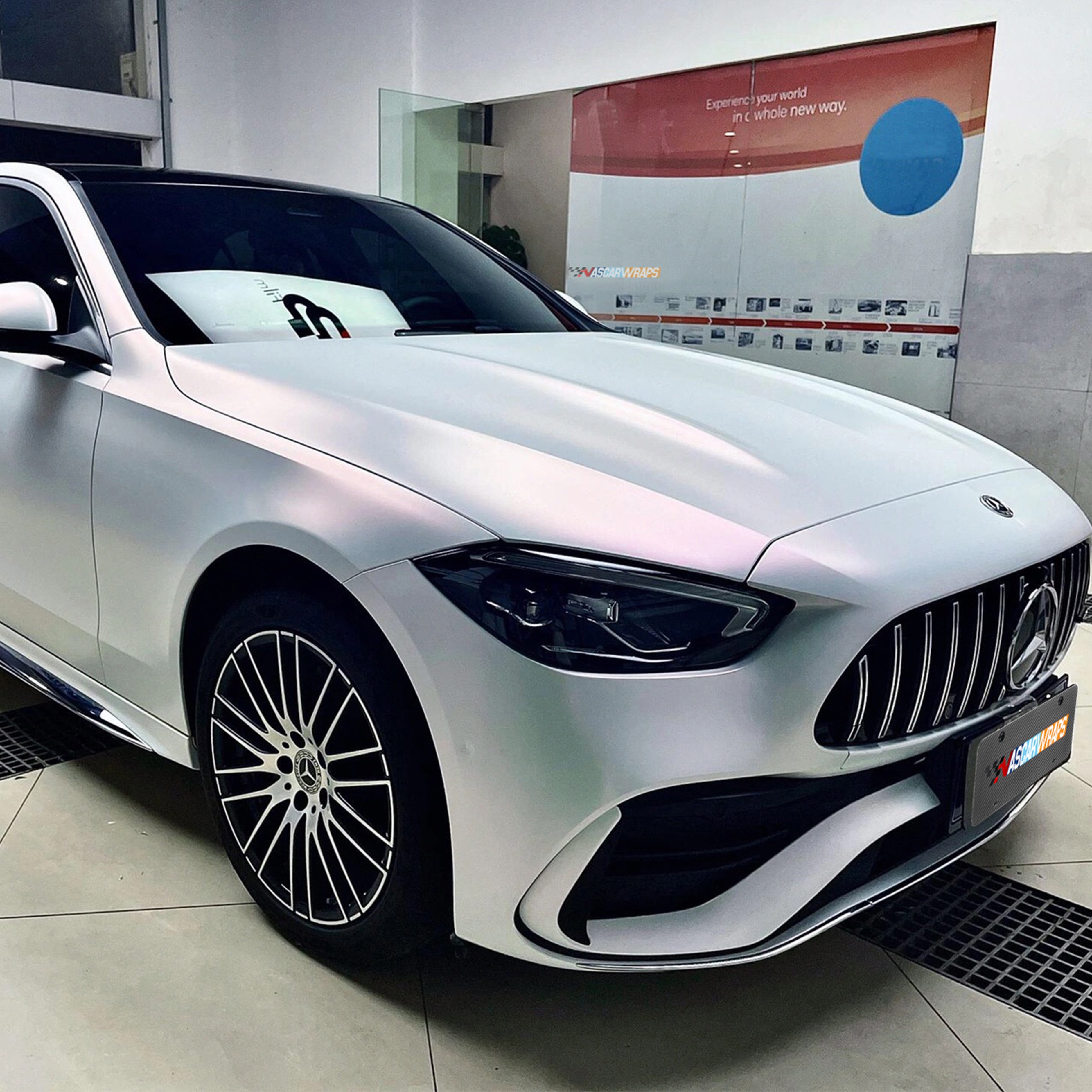 Matte Pearl White To Red Vinyl Wraps 202302