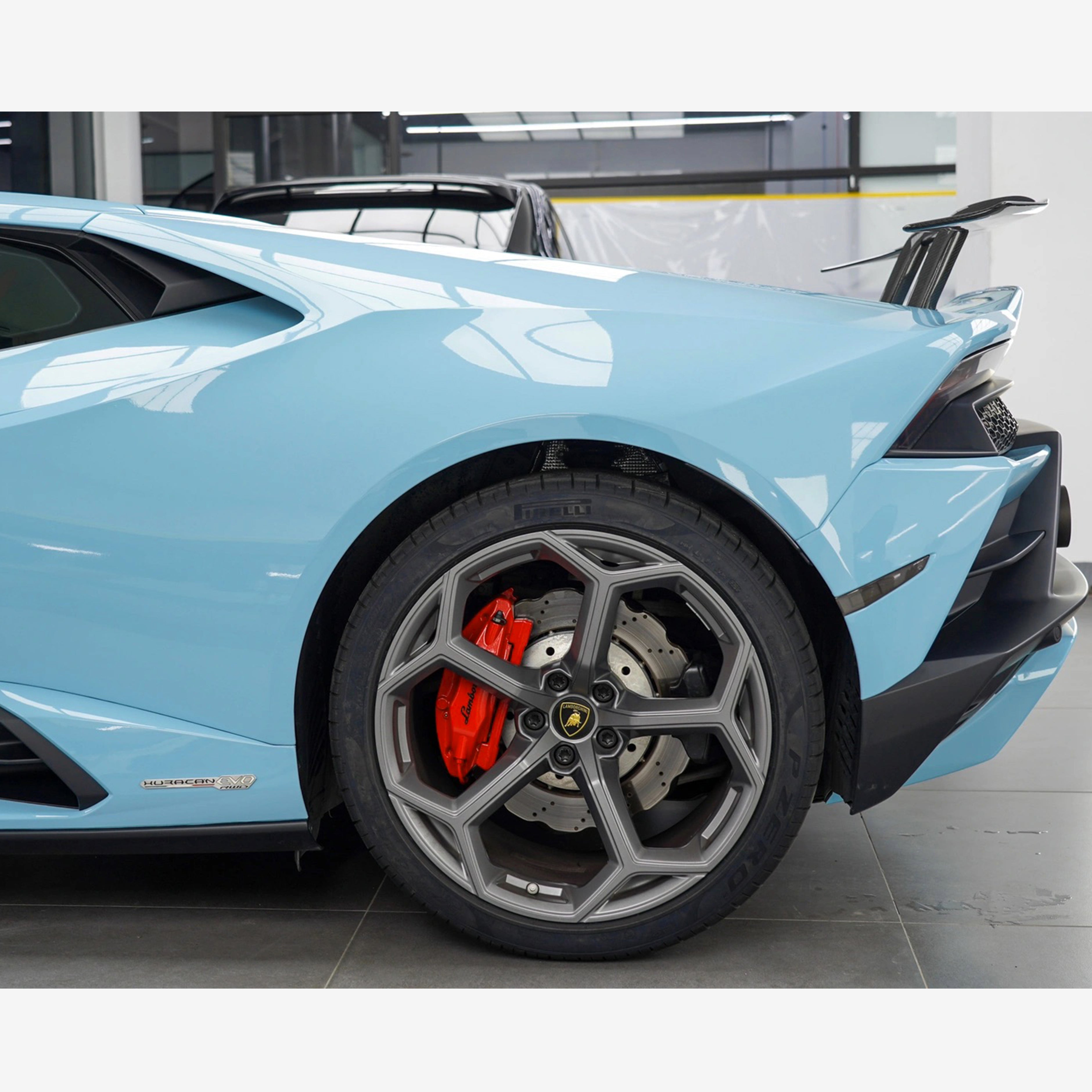 Lamborghini Huracan Evo Gloss Sea Breeze Blue Vinyl Wrap 02