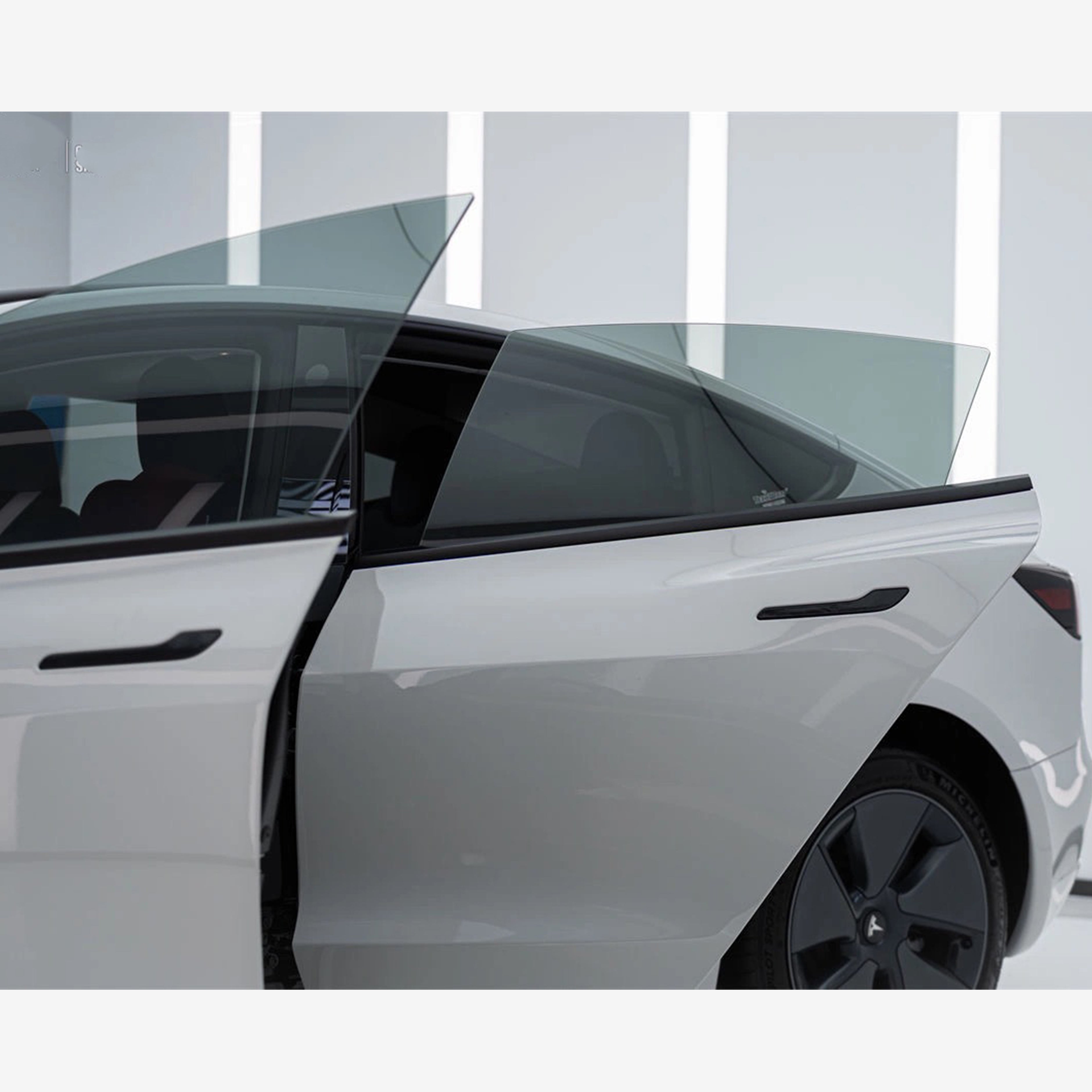 Tesla Model 3 Gloss Vehicle Wrap Film 202306