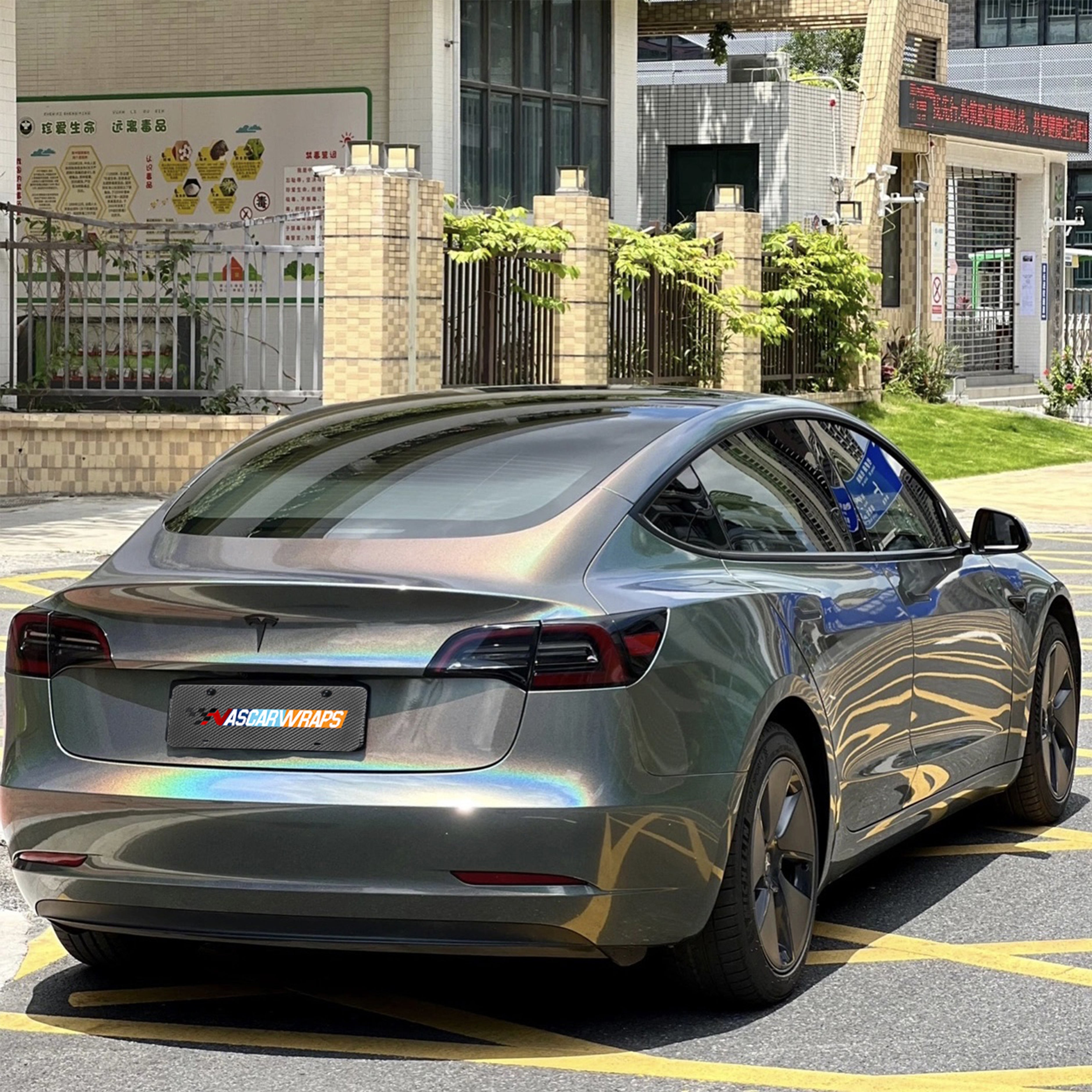 Tesla model 3 Rainbow Gloss Metallic Gray Wrap 202305